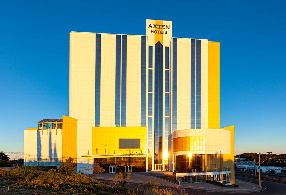 Fachada do Travel Inn Hotel Caxias do Sul